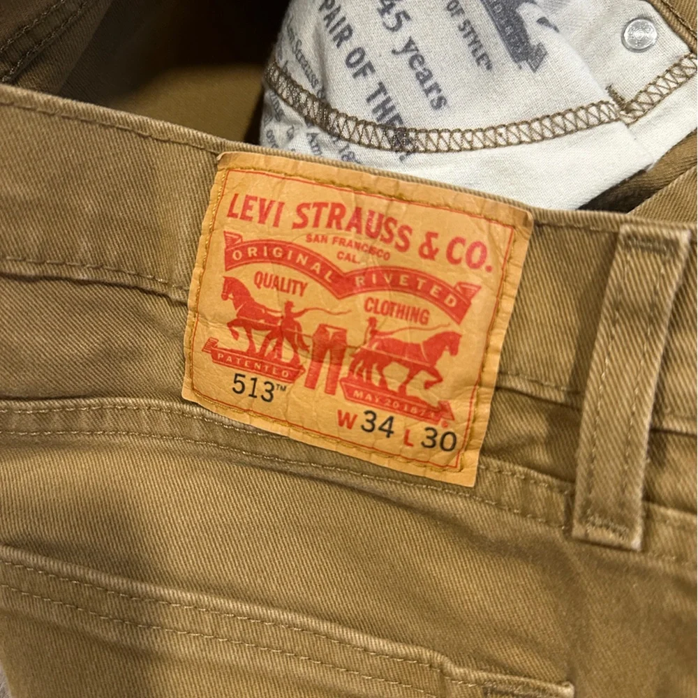 Levi's Men's Chinos in Brown